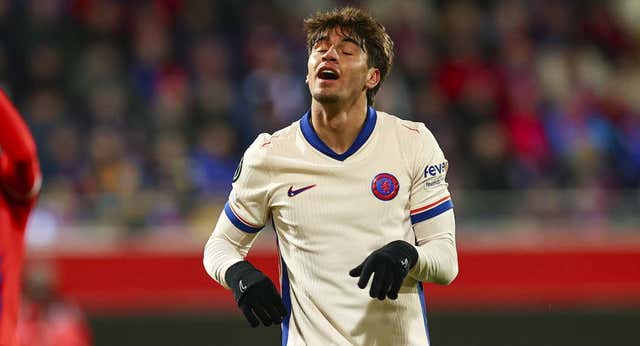 La cruda realidad de Marc Guiu en el Chelsea: 304 minutos pero sin Premier desde agosto