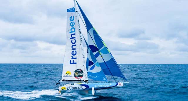 Seb Simon destroza la barrera de las 600 millas en la Vendée