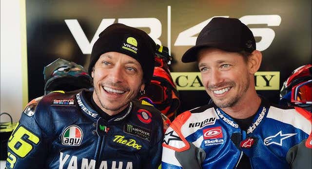 Casey Stoner recuerda su eterna rivalidad con Valentino Rossi: “Antes de ser enemigos, era un placer correr con él”