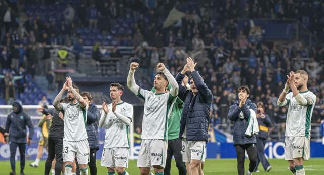 El Huesca pierde el respeto al fortín del Tartiere y deja tocado al Oviedo