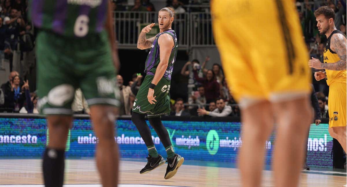 Dylan Osetkowski, durante el partido entre Unicaja y La Laguna Tenerife.