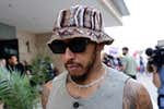 La crisis de los cuarenta de Lewis Hamilton: «¿El coche está roto?»