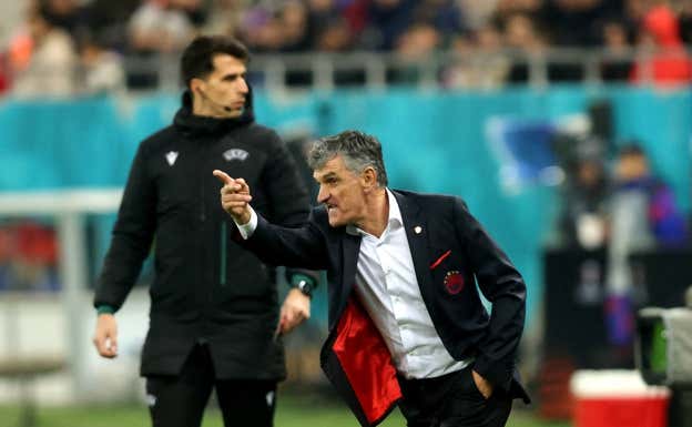 José Luis Mendilibar, en un partido.  EFE