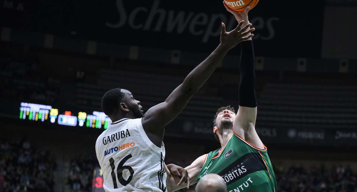 Usman Garuba durante su regreso tras la lesión ante el Joventut Badalona.