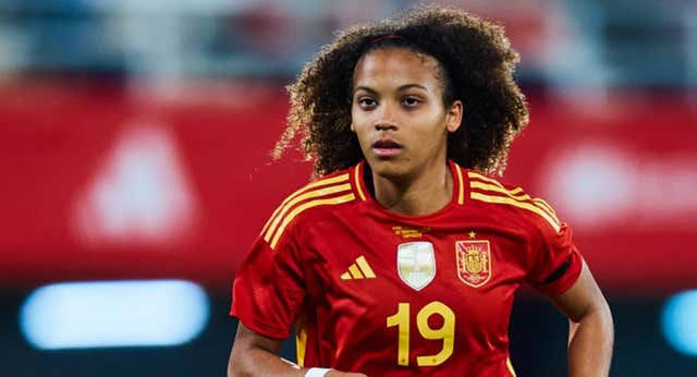 La semana fantástica de Vicky López acaba con interrogante: Golden Girl, doblete con la Selección y molestias