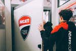 Marc Márquez ultima su bautizo con Ducati: visita a la sede de Borgo Panigale y bienvenida del 'jefe'