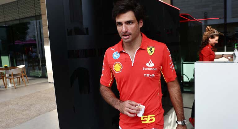 Carlos Sainz en el circuito de Lusail.