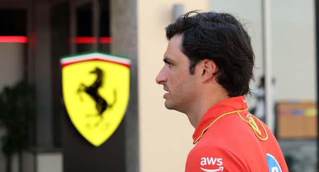 Los últimos meses de Carlos Sainz en el «equipo de sus sueños»: «Algunos en Ferrari no querían que se marchara»