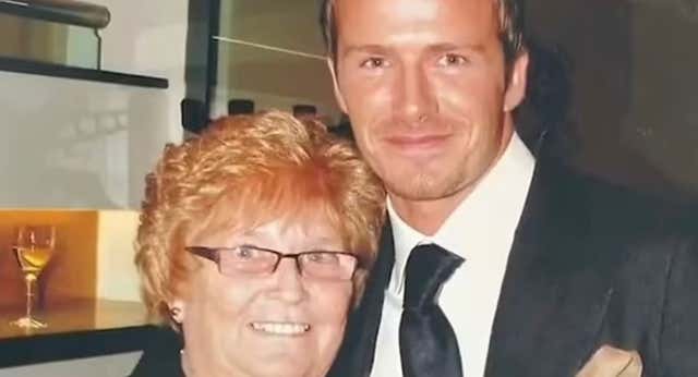 David Beckham se despide del ‘ángel’ que le salvó de las balas en el Manchester United: «Perdóname, nunca hablaría de eso»