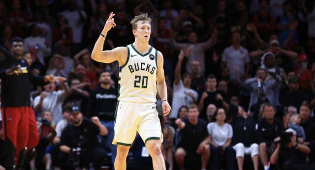 Los Bucks de Giannis Antetokounmpo desafían a Jordi Fernández: «Uno siempre tiene preguntas»