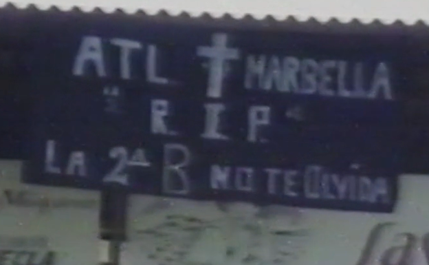 Cartel durante 'El infierno de Yecla'. MOVISTAR.