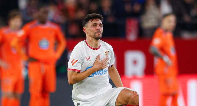 Manu Bueno abre a Jesús Navas la puerta grande y castiga al Celta con la enfermería
