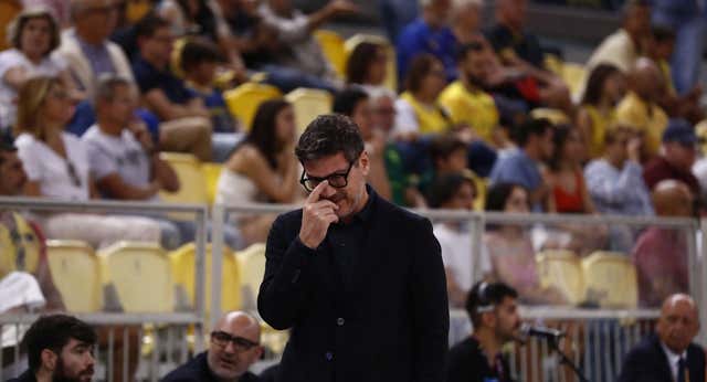 La derrota del Bàsquet Girona ante el Leyma Coruña condena a Fotis Katsikaris