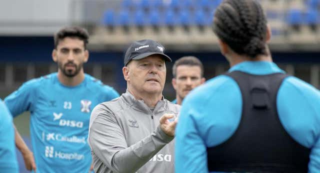 El Tenerife – Deportivo de La Coruña, suspendido por vientos huracanados de hasta 120 km/h