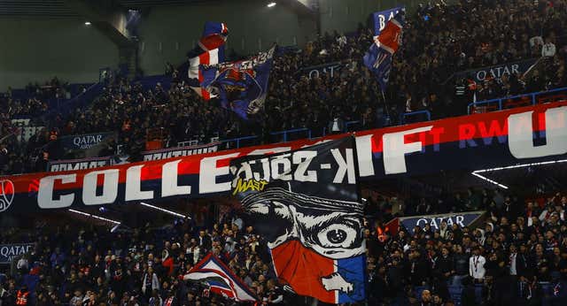 La última vergüenza en el estadio del PSG: el partido ante el Lyon se para por cánticos homófobos de los ultras