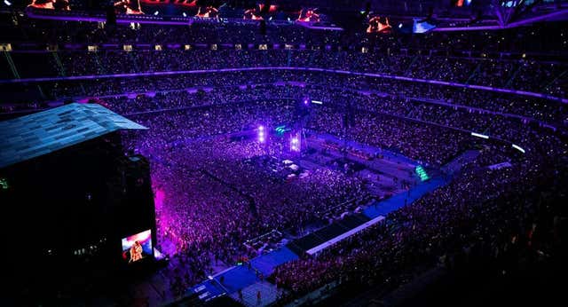 El agujero del Bernabéu, en cifras: el Real Madrid deja de ganar cientos de miles de euros por cada concierto suspendido