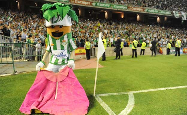 Palmerín, mascota del Betis. Felipe Guzmán