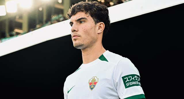 El nombre más gallego que despunta en Segunda: ‘A veces leo bromas, Yago Santiago es como llamarse Zinedine Zidane’