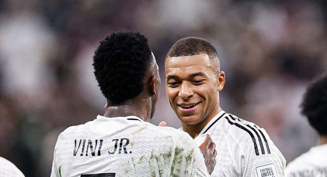 Vinicius, Rodrygo y Mbappé conquistan su primer título como mejor tridente del mundo