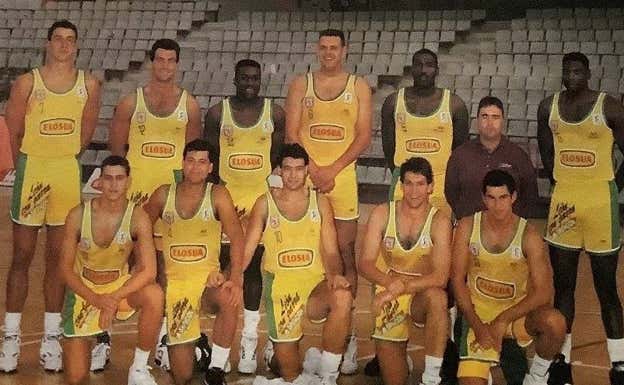 Plantilla del Elosúa León en 1992.  TWITTER