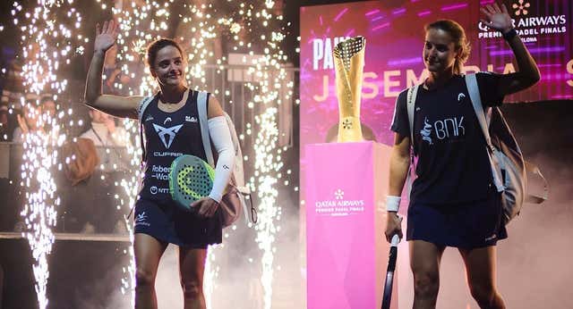 Ariana Sánchez y Paula Josemaría amplían su leyenda levantando sus primeras Premier Padel Finals