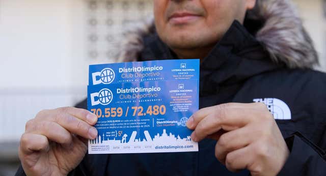 El jugador de Distrito Olímpico que a punto estuvo de quedarse sin el Gordo de Navidad: «Al final conseguí… Me han despertado mis padres gritando»