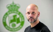 José Alberto incendia la sala de prensa con una bronca pública a sus jugadores: “Hay que tener respeto y humildad”