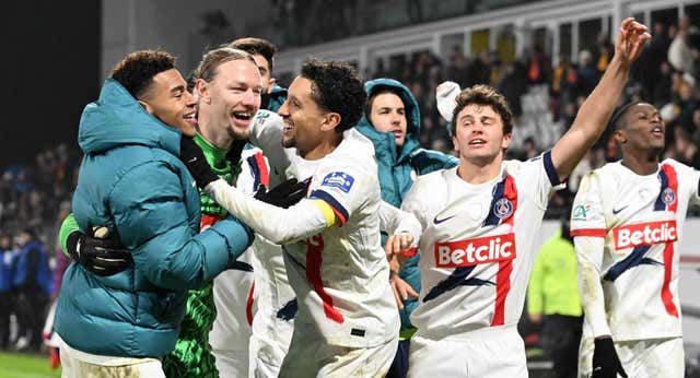 Los penaltis salvan al PSG de Luis Enrique de una debacle en la Copa