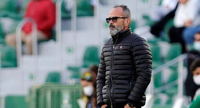 Álvaro Cervera recoge el testigo de Pepe Mel en Tenerife para obrar el milagro de la permanencia
