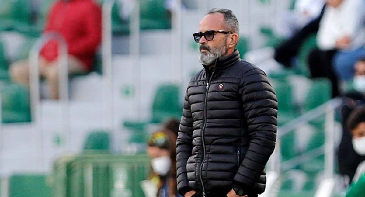 Álvaro Cervera regresa a Tenerife para intentar salvar al equipo del descenso.