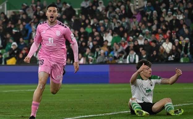 El Eldense empata en el último segundo al Racing LALIGA