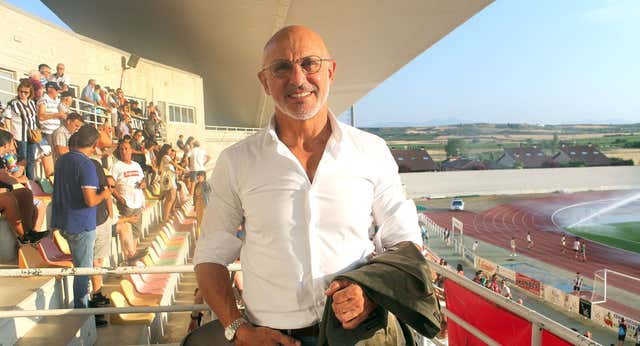 Luis de la Fuente brinda por un 2024 en el que España volvió a ser la de siempre: «Hemos recuperado ese espíritu del 2010 que nos sacó a todos a la calle»