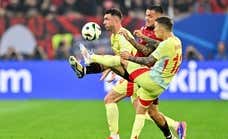 La gran sorpresa de Alejandro Grimaldo en sus primeros días con la Roja: «Cómo puede ser, con la edad que tiene...»