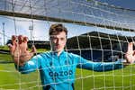 La Real Sociedad sorprende con una renovación larguísima a Jon Pacheco para arroparle en su peor momento