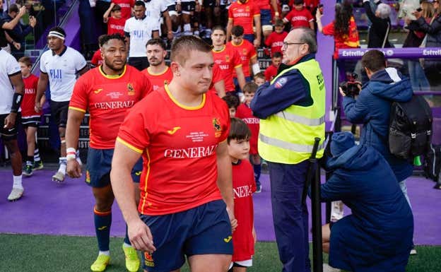 ´Los Javis' trabajando juntos en el pasado España vs Fiji (derecha).  Ferugby