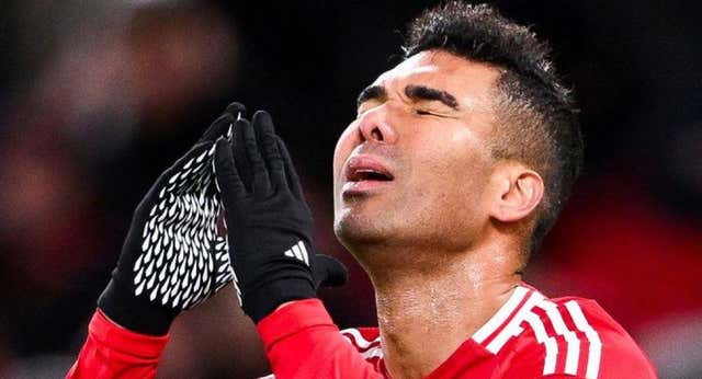 Arabia Saudí vuelve a llamar a Casemiro para salir de un Manchester United en llamas: «No deberían jugar juntos»