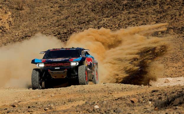 Imagen del Ford Raptor T1+ de Carlos Sainz. REUTERS
