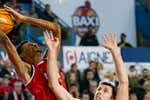 Manresa vuelve a conseguir una victoria para soñar con la Copa