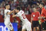 El 16 de Antonio Puerta y Jesús Navas espera a Juanlu Sánchez... con el mercado de fondo