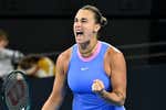 Sabalenka se emplea a fondo para superar a Kudermetova y levantar su primer título de 2025