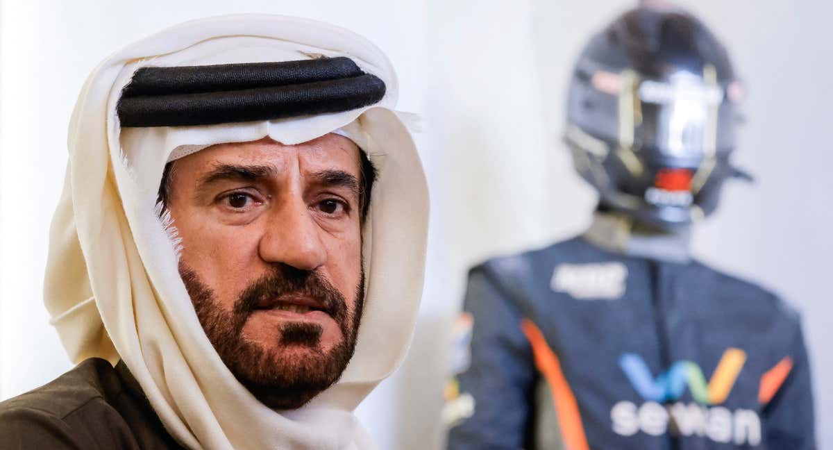 Ben Sulayem, durante su visita al vivac de Hail.