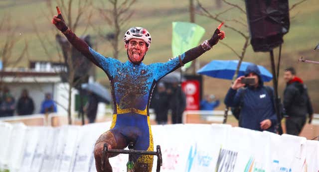 El futuro del ciclocross español, a examen: «Con un referente como Felipe Orts, todo es más fácil»