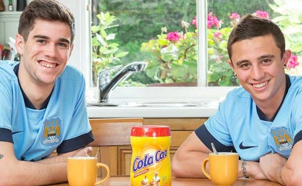 José Ángel Pozo y Pablo Maffeo, en un anuncio de Colacao.