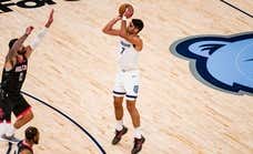 Santi Aldama regresa de su lesión, roza el doble-doble y enfada a 'Aquaman' Steven Adams por un triple en su cara