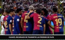 La escena que demuestra que Casadó ya es director general del Barça y el jefe para Flick en el campo