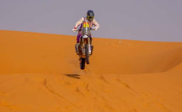 El piloto sudafricano Aaron Mare durante el Dakar 2025. EFE