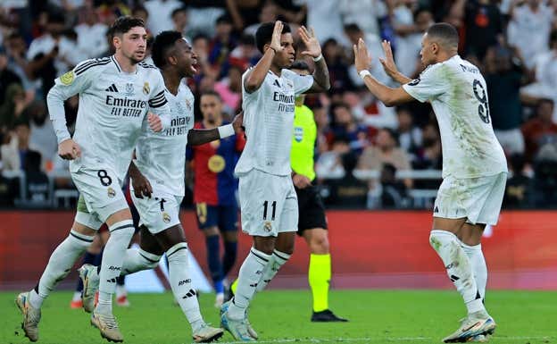 Rodrygo, goleador en la final de la Supercopa, ocupa licencia de club-trained.  REUTERS