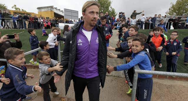 Guti pone en sobreaviso ante la realidad del Madrid: «Es la confirmación de que las cosas no las has estado haciendo bien»