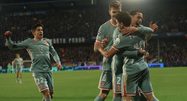 Un tridente atlético que no funcionaba y que ya mira a la cara al Barcelona o Real Madrid