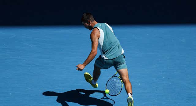Carlos Alcaraz se convierte en “Míster 10” e iguala una marca de Djokovic y Nadal en el Open de Australia